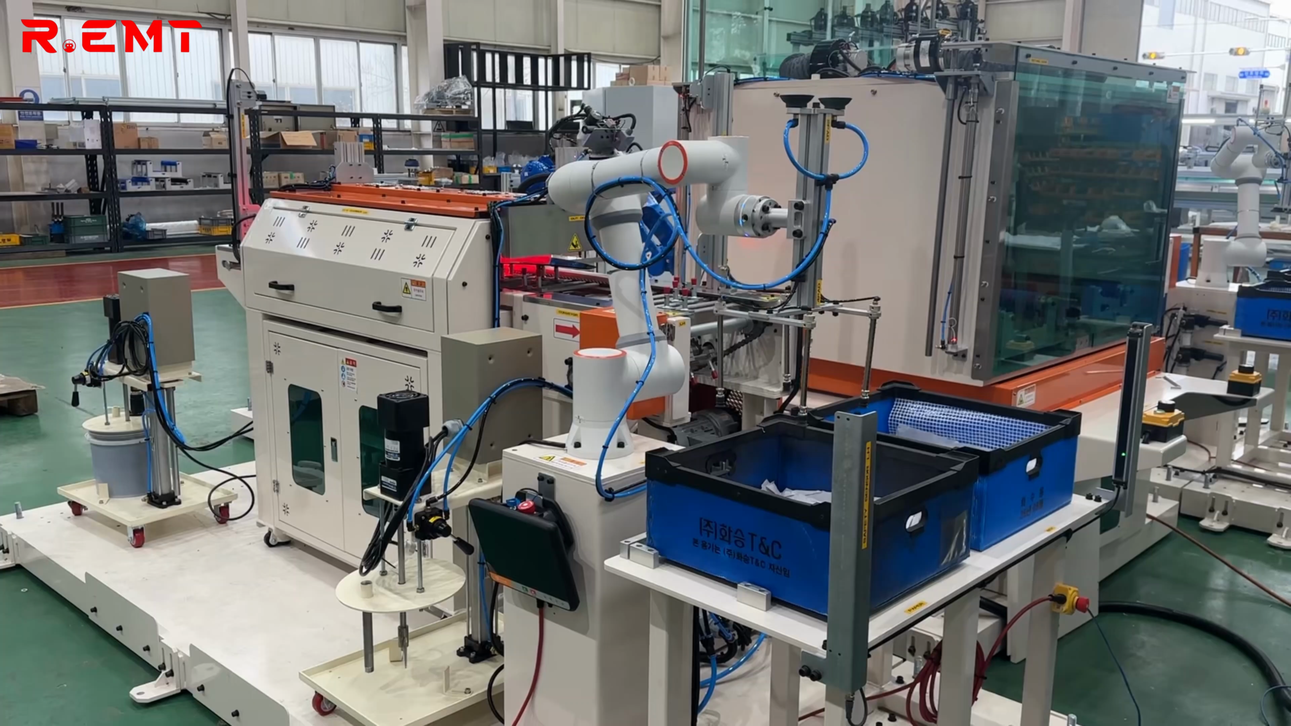 Cánh tay robot vận hành 1