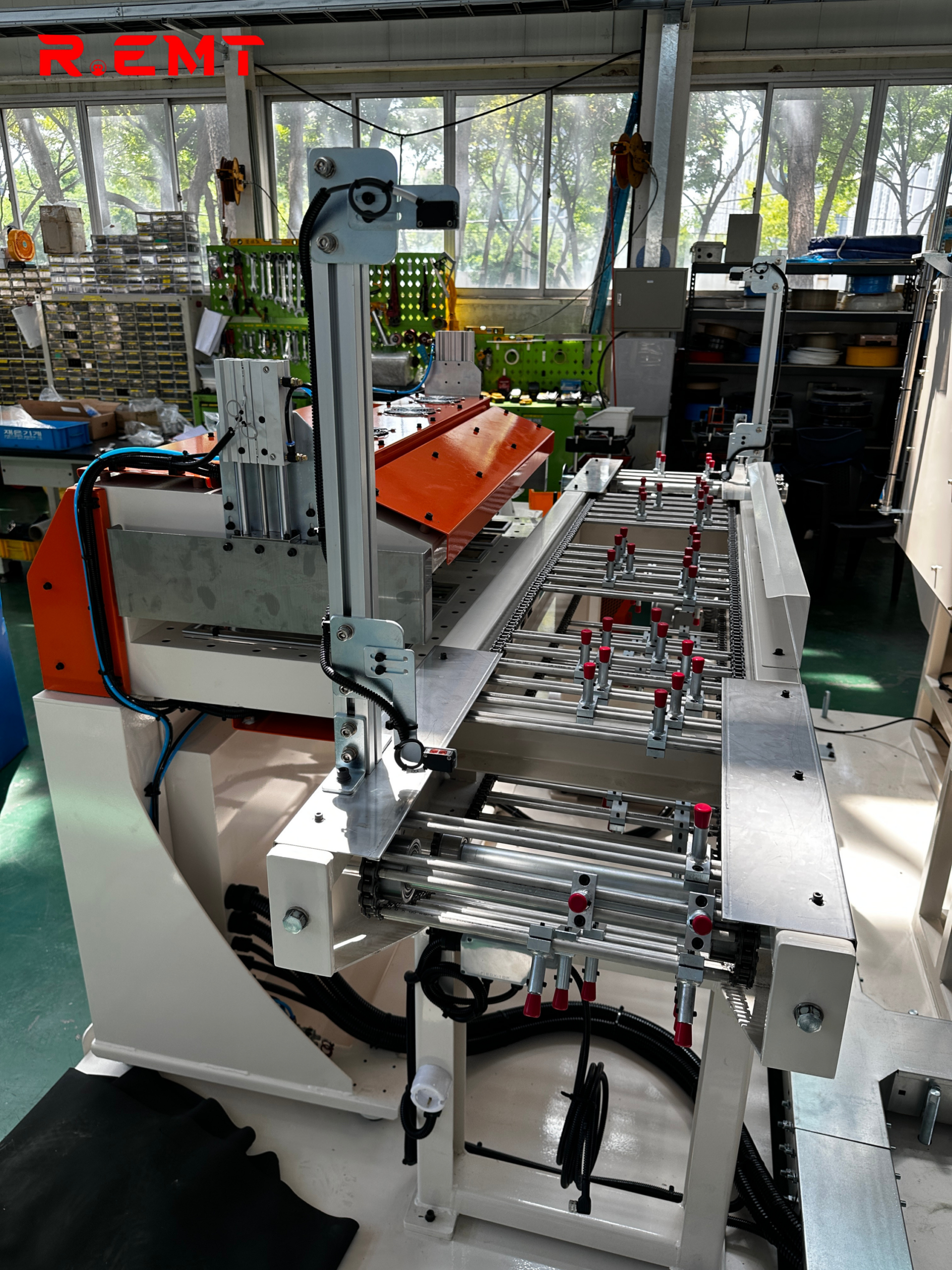 Hệ thống tự động hóa sử dụng robot YASKAWA - dọc 36