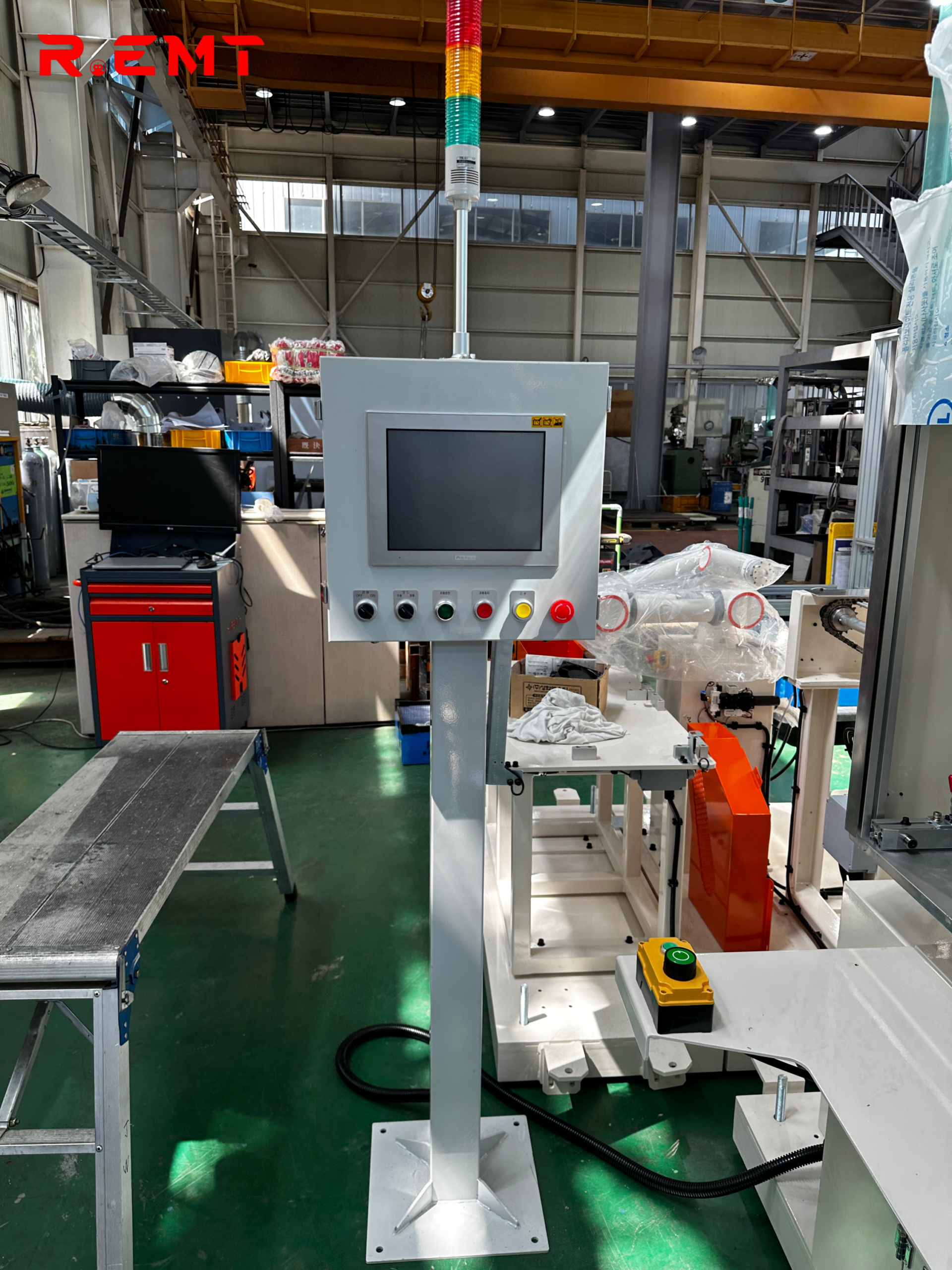 Hệ thống tự động hóa sử dụng robot YASKAWA - dọc 67
